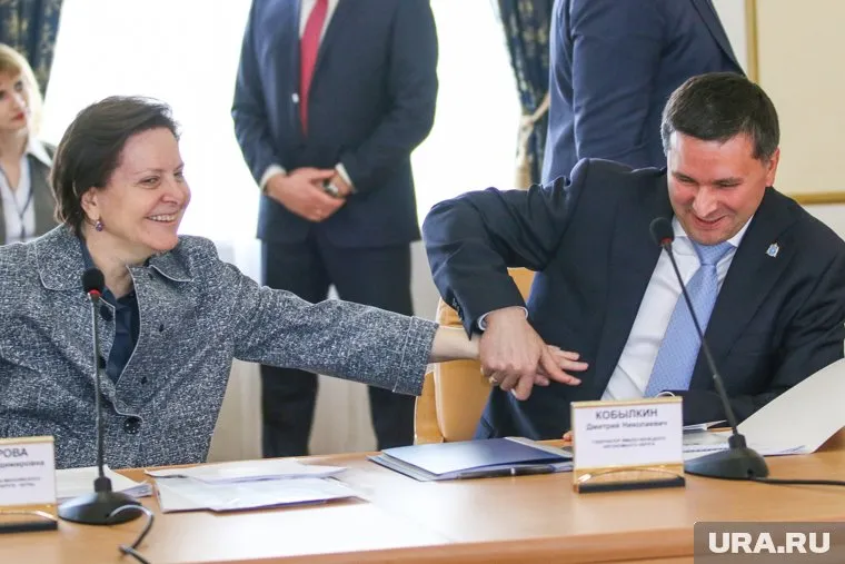 Наталья Комарова забрала у Дмитрия Кобылкина международный конгресс оленеводов