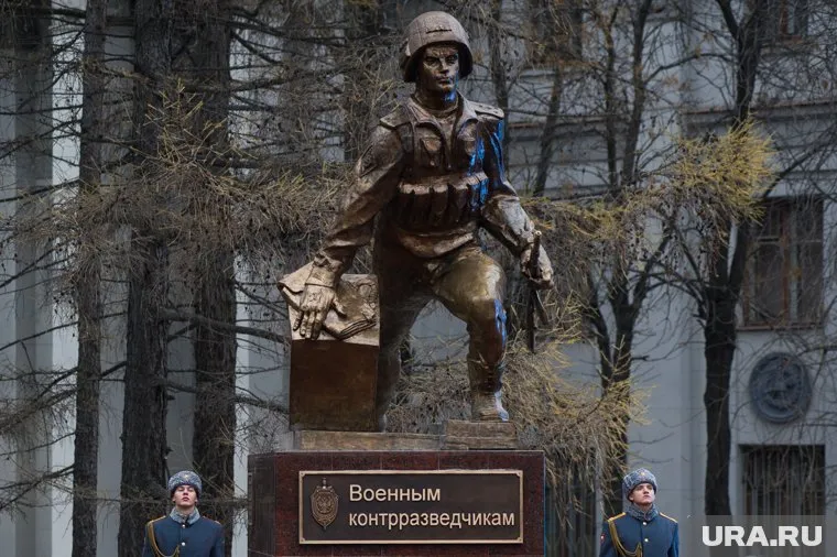 Открытие памятника приурочено к столетию образования органов военной контрразведки