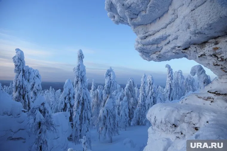 Одна из самых фотогеничных локаций — зимний Каменный город