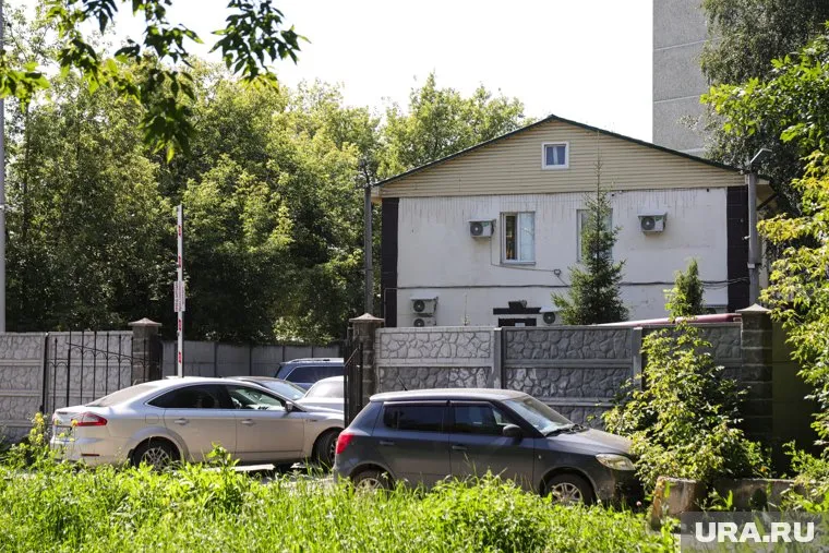 Офис управляющей компании «Народная» по адресу Лукиных 14. Екатеринбург