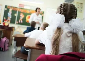 «А юбка все короче»