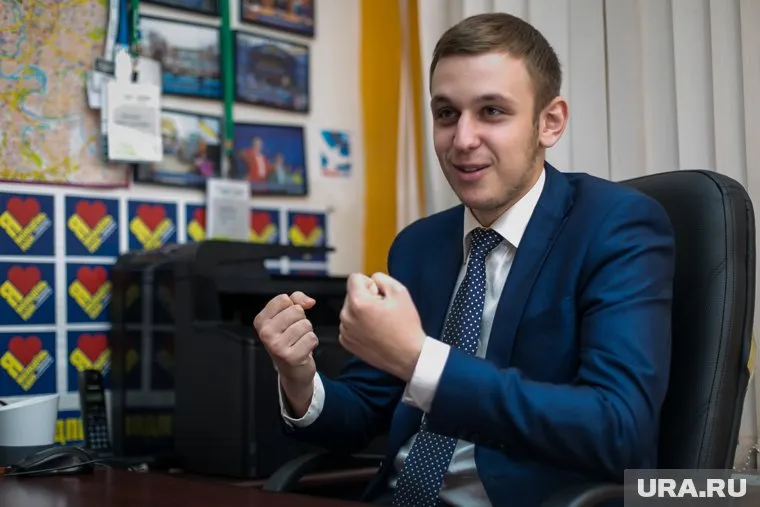 Депутат от ЛДПР Василий Власов — ровесник ловца покемонов в храме, Руслана Соколовского