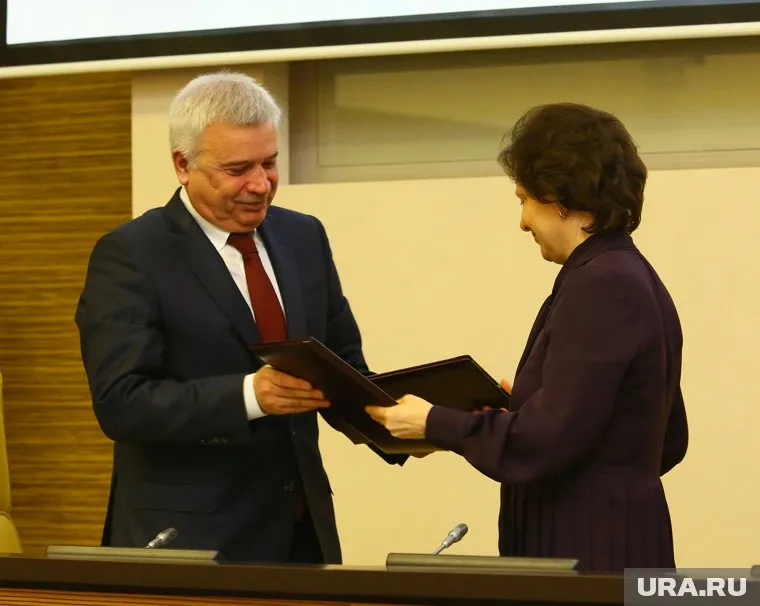 Вагит Алекперов и Наталья Комарова считаются давними бизнес-партнерами