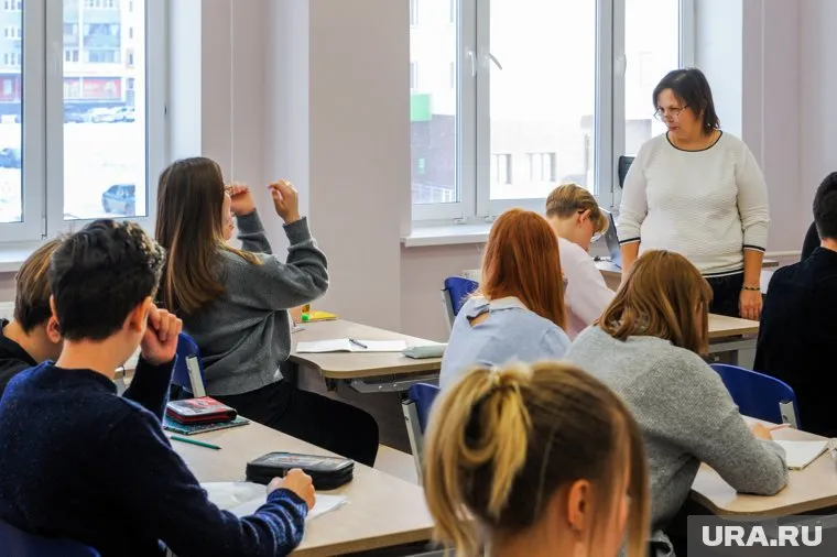 Новая структура оплаты будет ориентирована на реальные профдостижения педагогов 