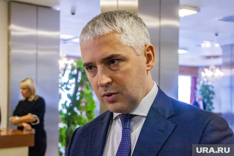 Мэр Ноябрьска Алексей Романов и его замы поддержат бойцов СВО личным заработком