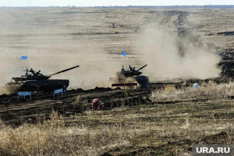 По мнению эксперта, Россия часто проводит военные учения у границы Украины