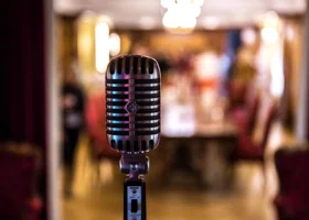 Слухи ЯНАО: чиновнику-стендаперу нашли замену