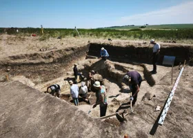 Уникальные артефакты нашли ученые на городище Мангазея в ЯНАО