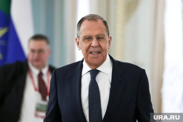 Лавров заявил о необходимости снятия с России угроз, исходящих от Запада