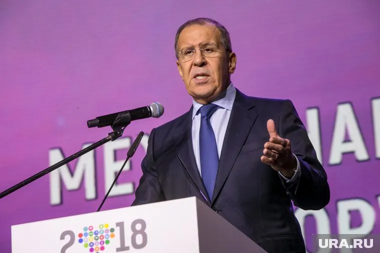 Украина получит гарантии безопасности, сообщил Сергей Лавров
