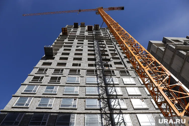 При этом число застройщиков за год сократилось