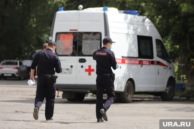 Избитую женщину пришлось доставить за помощью к медикам