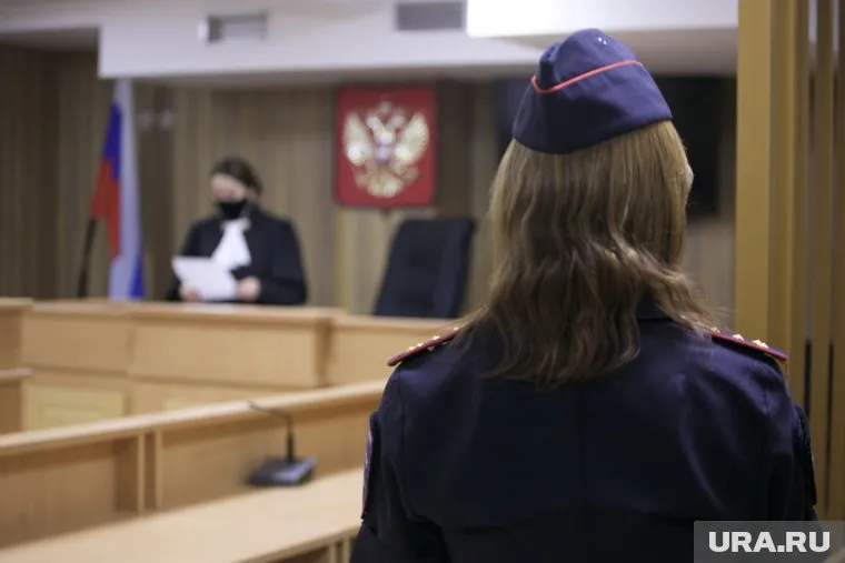 Пара, избившая подростка, предстанет перед судом