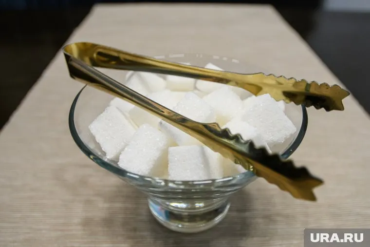 До 1 июня килограмм сахара оптом можно купить за 36 рублей