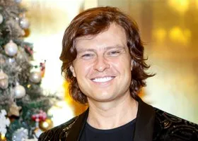 «Все звезды, а я — легенда»: как живет известный сердцеед пожилых россиянок Прохор Шаляпин