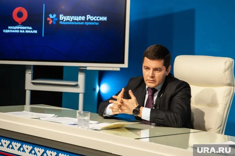 Процедуру объединения колледжей запустил губернатор Артюхов