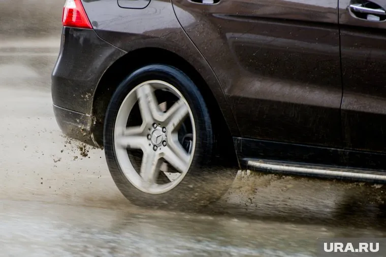 Исполнитель контракта несет ответственность и расходы в случае возникновения ДТП