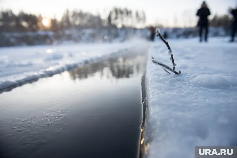 ЧП произошли на югорских озерах