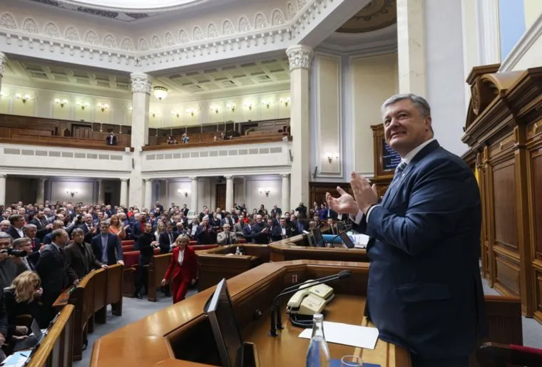 Украина. Петр Порошенко. Военные