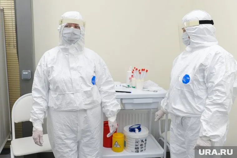 40 пермских медиков помещено на карантин после контакта с потенциальными носителями COVID-19