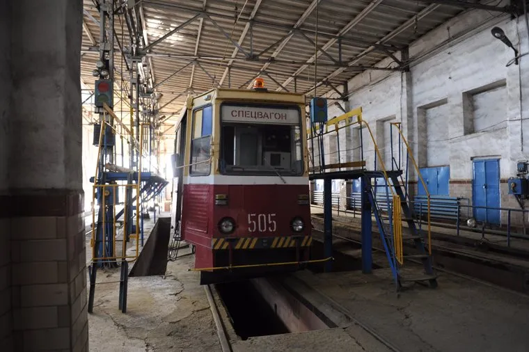 Трамвай необр