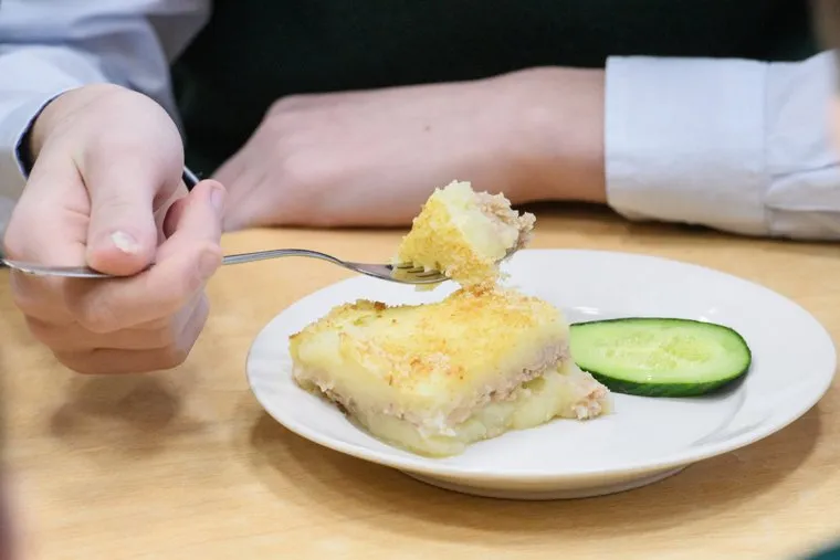 Школьная столовая в школе №136. Екатеринбург