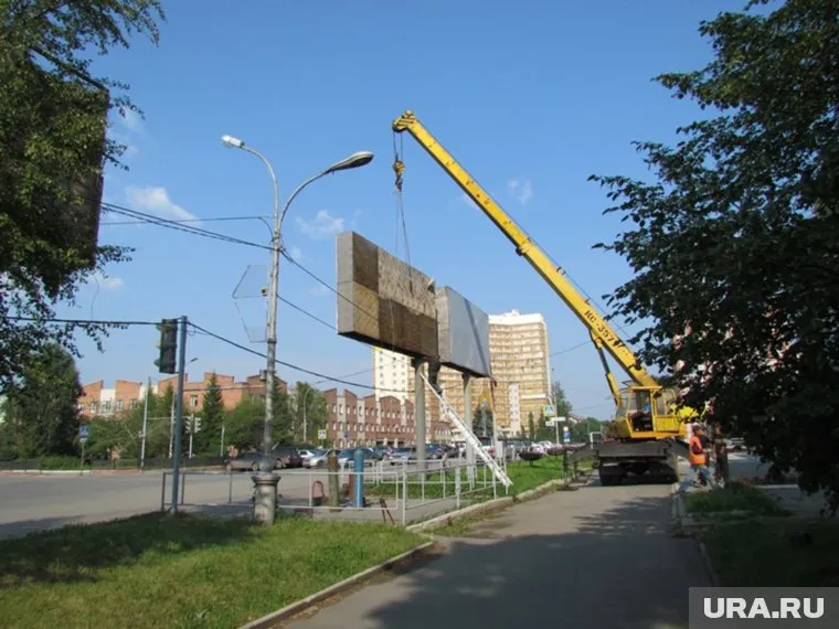 Больше 200 рекламных щитов снесут в Копейске