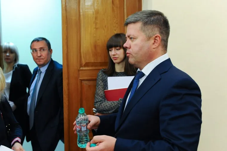 Заседание городской думы. Челябинск., мошаров станислав, овчинников сергей