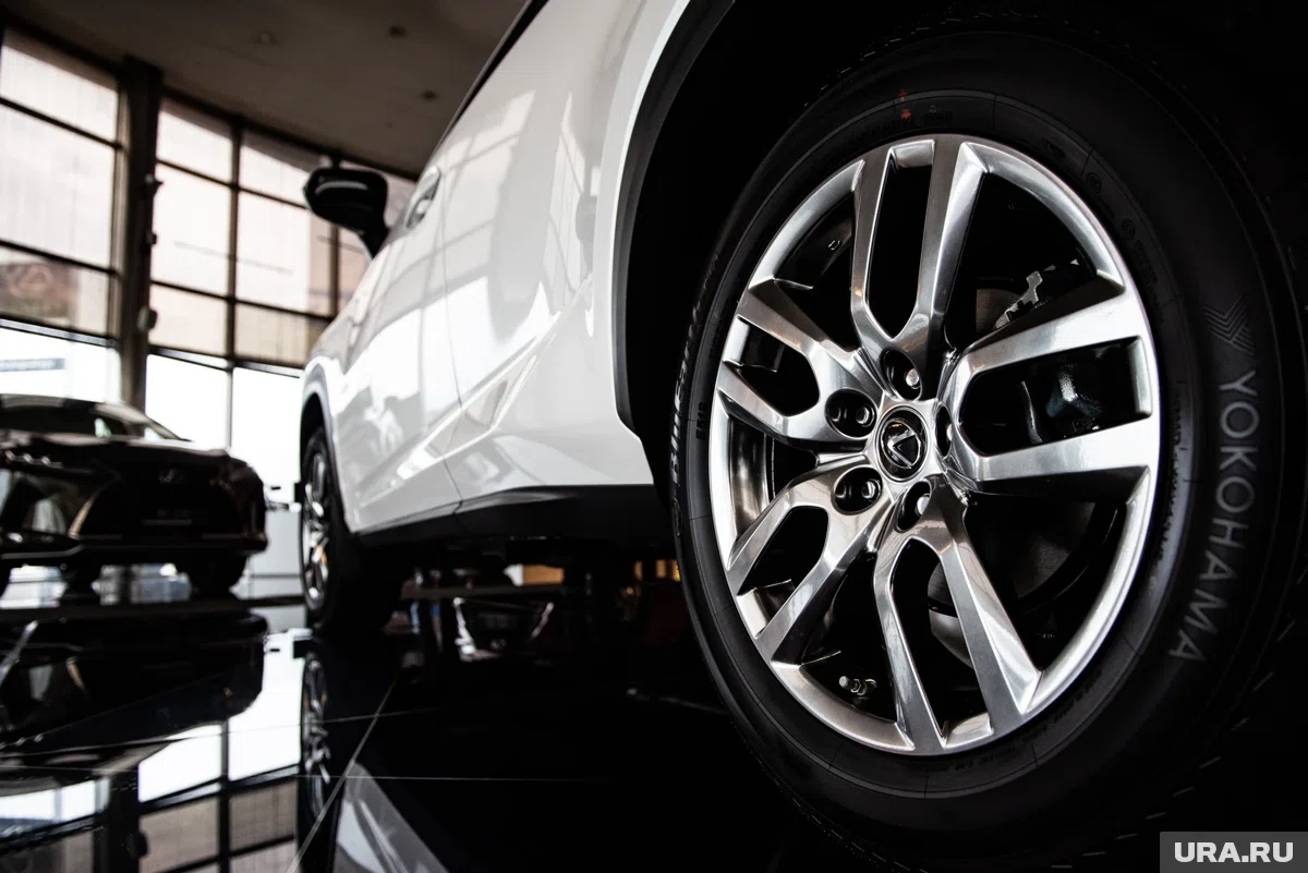 Дилер Lexus ушел от банкротства после погашения долга 