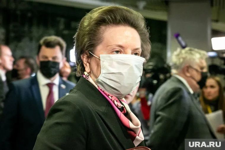 Во всех медучреждениях округа будет введен масочный режим