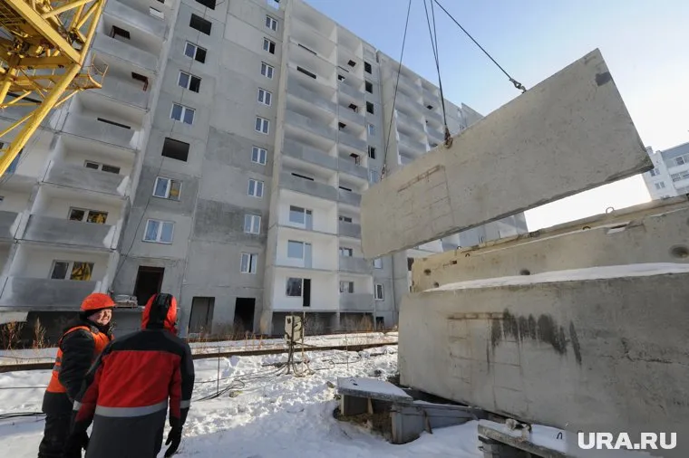 С рабочими до сих пор не могут расплатиться из-за тяжелого финансового состояния фирмы