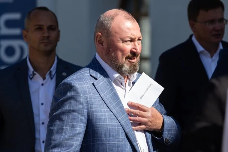 Открытие бюстов российским императорам Петру I и Екатерине I. Екатеринбург