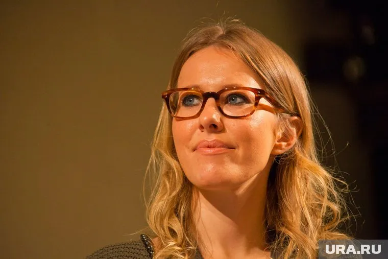 Собчак заявила, что не связана с администрацией президента