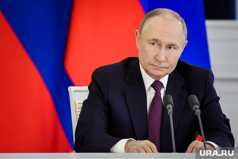 Владимир Путин отвечает на вопросы журналистов