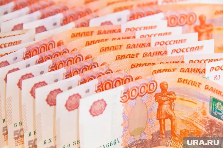 Средняя зарплата в ХМАО за май составила 115 411 рублей
