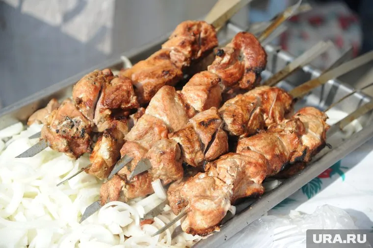 Россиянам, которые собираются поехать на шашлыки в праздники, следует пересмотреть свои планы