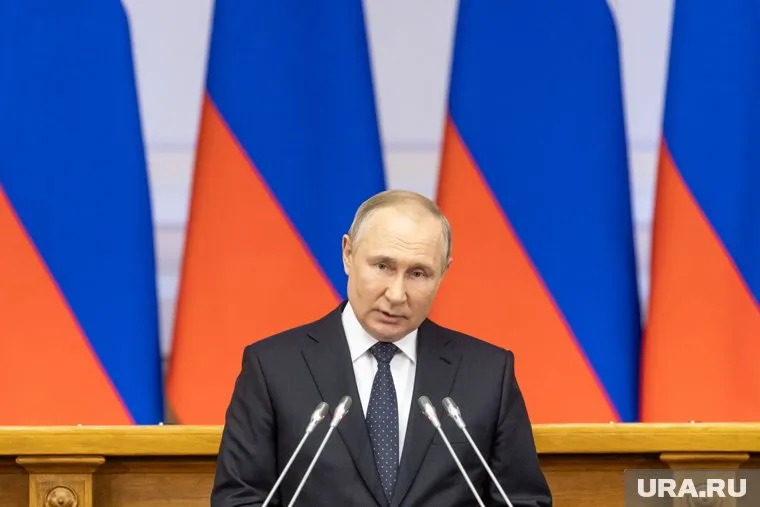 Владимир Путин пожелал молодежи повысить качество своих социальных связей в обществе