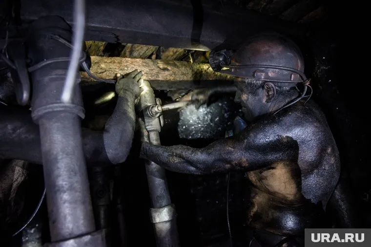 АО «СУБР» окажет всю необходимую помощь семье погибшего шахтера