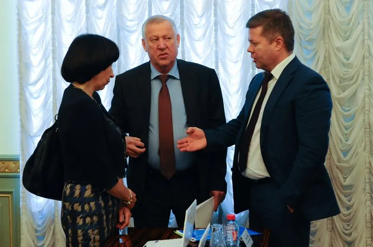 Тефтелев в правительстве. Челябинск., мошаров станислав, тефтелев евгений, котова наталья