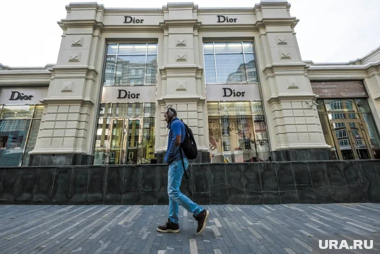 Dior сократил количество точек в России