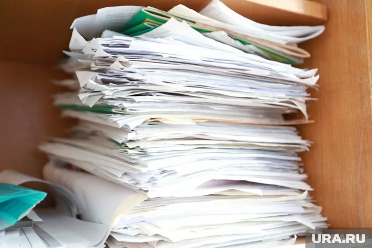 В подписях соратницы Навального были обнаружены данные умерших людей