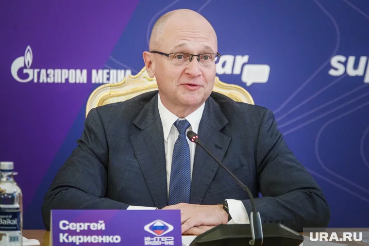 Сергей Кириенко объявил о беспрецедентной поддержке родительских комитетов