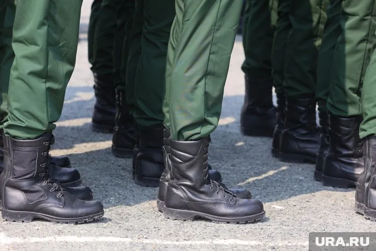 Семь военнослужащих сбежали из воинской части в ДНР