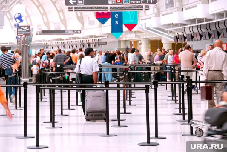 Государство поможет вывезти пассажиров разорившихся авиаперевозчиков