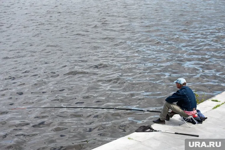 Любительская рыбалка в Курганской области не запрещена, а ограничена 