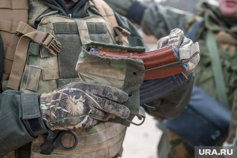 Из 20 зданий за ночь удалось захватить три