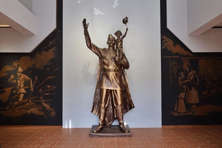 Открытие музея Чолпонбая Тулебердиева. Бишкек