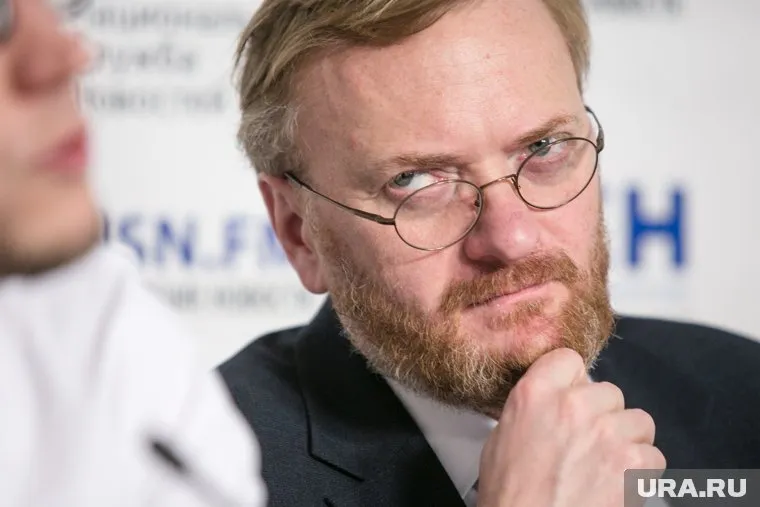 Милонов предположил, что если бы дедушка Зеленского знал о деятельности его внука, то он бы предпочел "вообще детей не иметь"