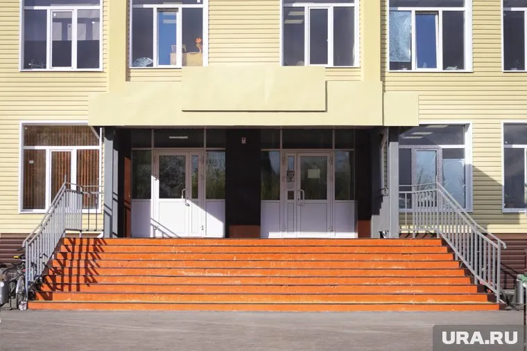 Прокурор Курганской области направил губернатору Шумкову представление по скандальной школе