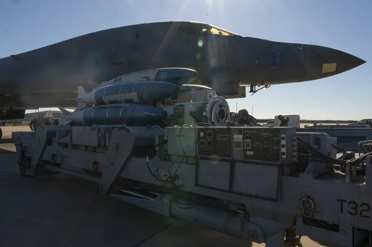 США продолжают авиаудары по Йемену